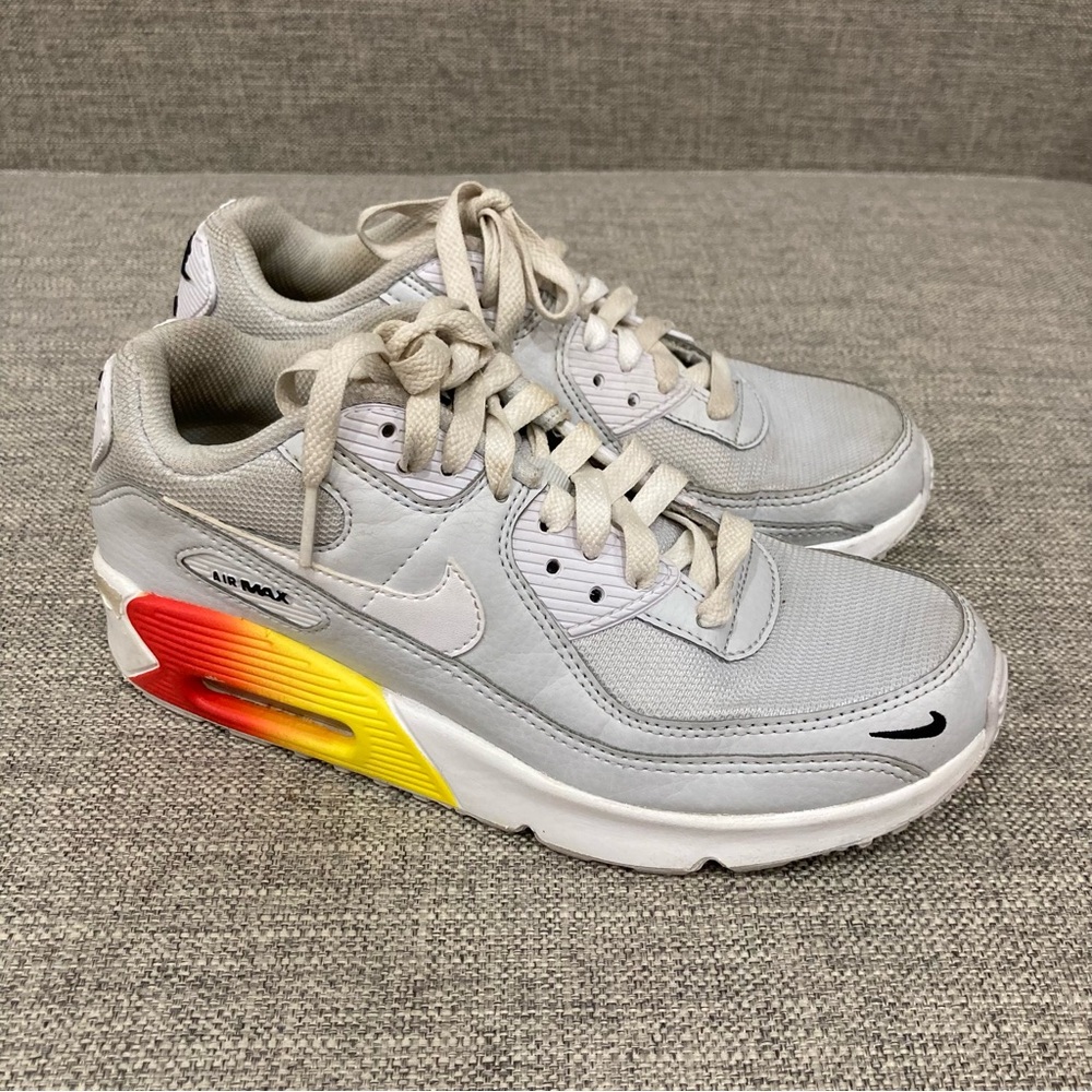 NIKE AIR MAX 90 NN GS size 4.5 youth GUC